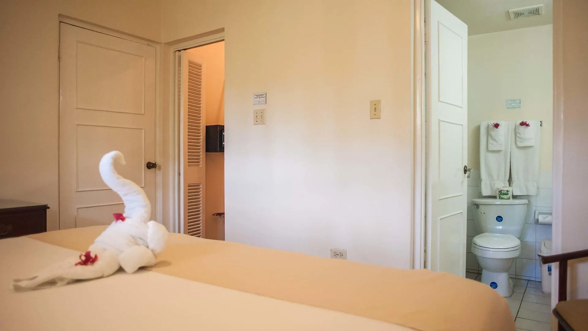*** Hotel El Greco Resort Montego Bay Giamaica